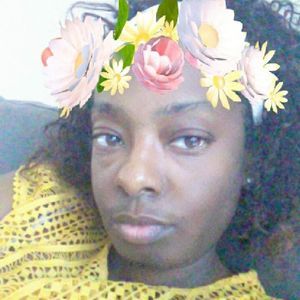 Meet your Posher, Chrystal